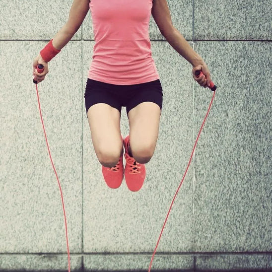 Une bonne intensité cardio avec la corde à sauter