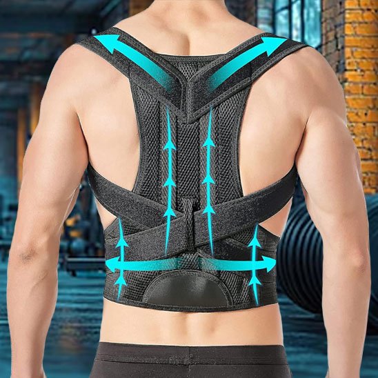 homme porte Correcteur de posture 