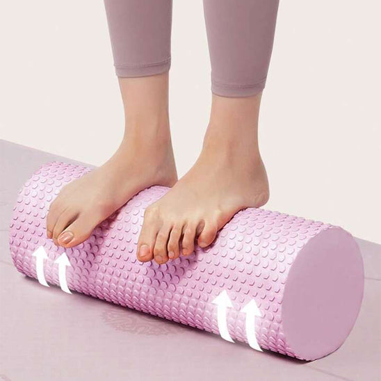 massage des pieds avec le rouleau