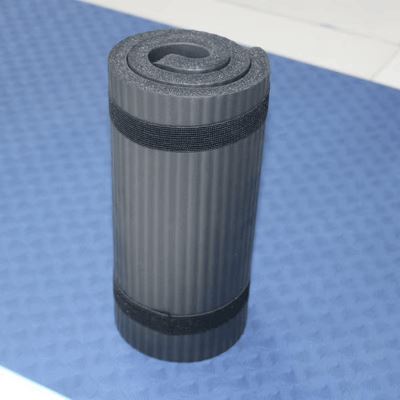 tapis de yoga noir